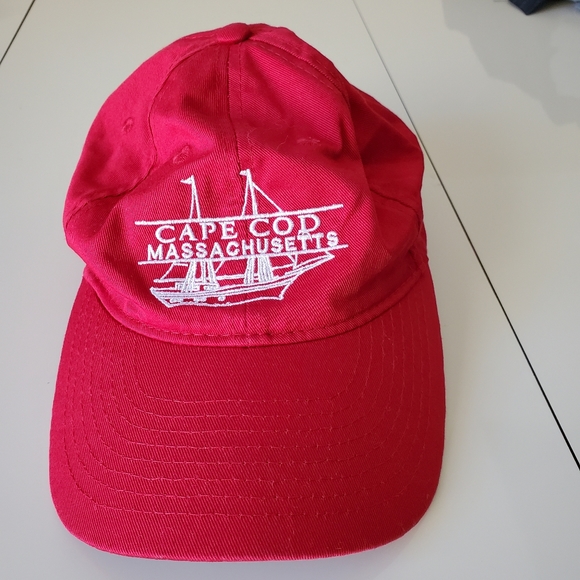 Cape Cod Massachusetts Red Cap - Picture 1 of 6